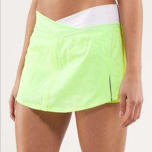Lululemon Run Pace Skirt Faded Zap Size 6